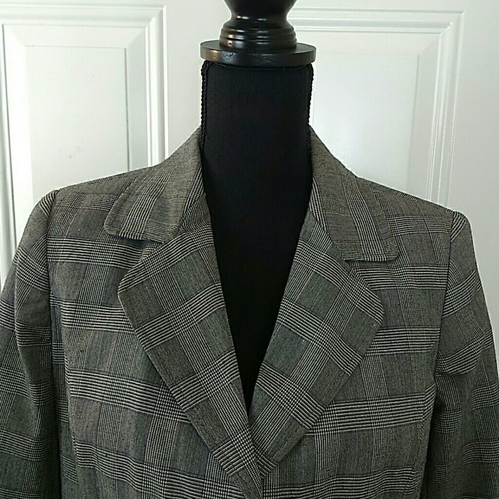 R.Q.T. petite jacket - Picture 2 of 8